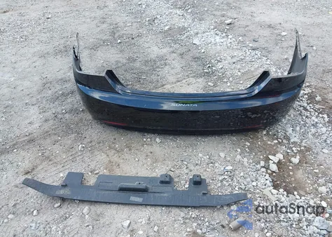 2013 Hyundai Sonata Limited z USA, uszkodzony, nr VIN 5NPEC4AC9DH693995